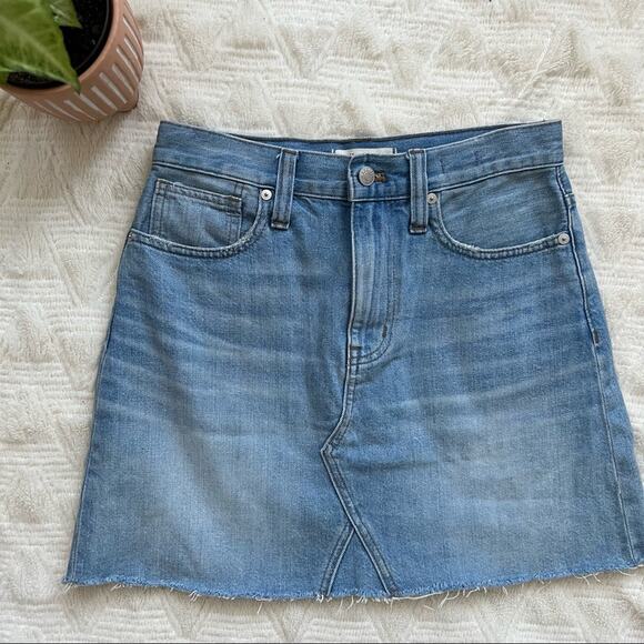 Madewell Rigid Denim A-Line Mini Skirt in Lovell Wash - Picture 3 of 9